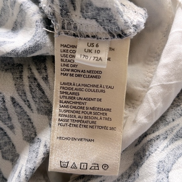 Anthropologie Printed straight leg trouser pants Size 6 - Picture 12 of 17